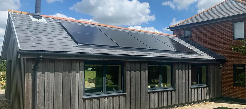 in-roof-solar-norfolk-leaping-hare-renewables